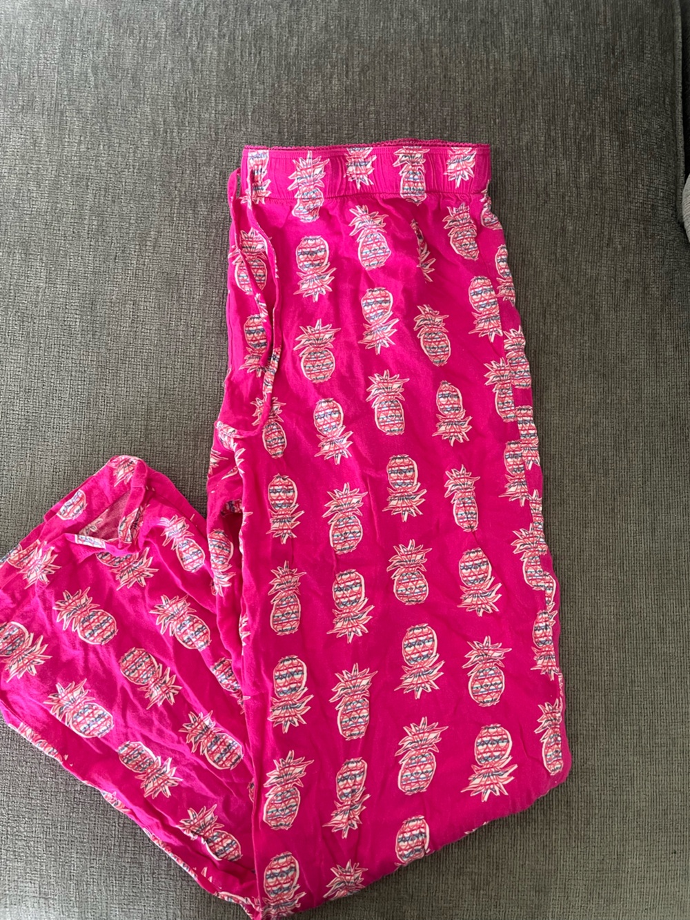 Women’s Fuchsia Pineapple Print Pajama Set